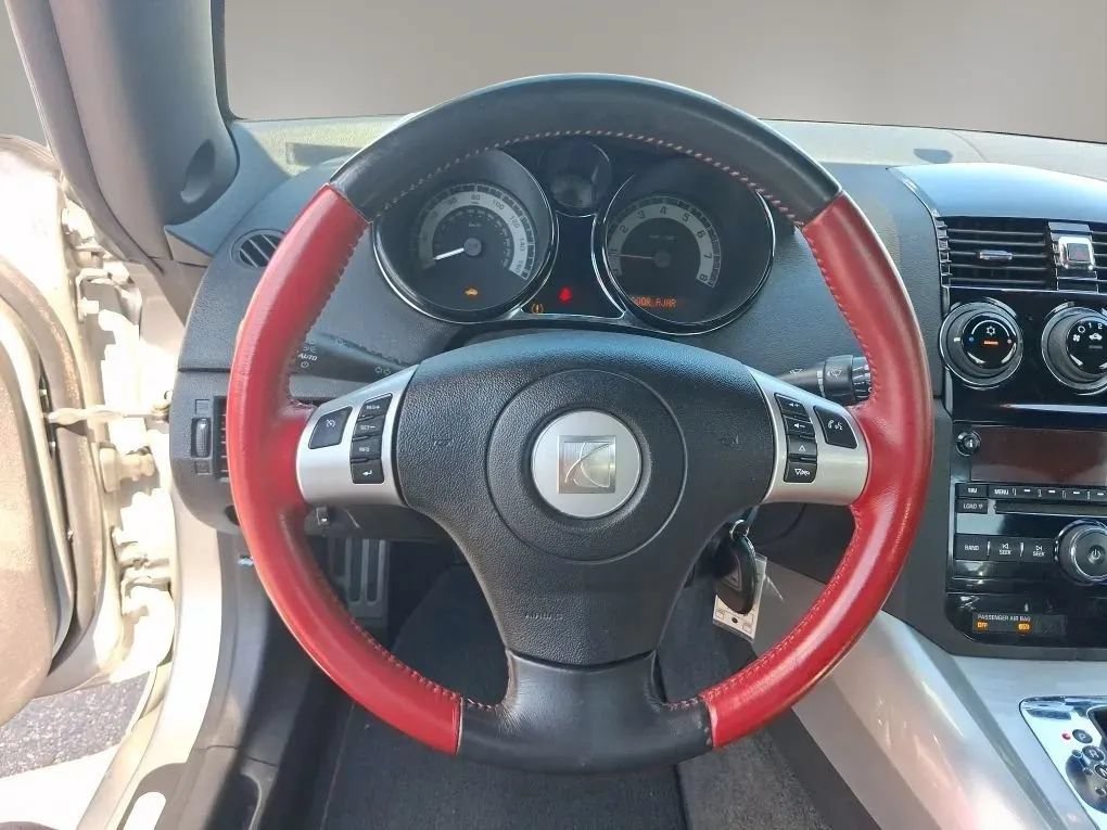 Used 2009 Saturn Sky Red Line RWD image 21