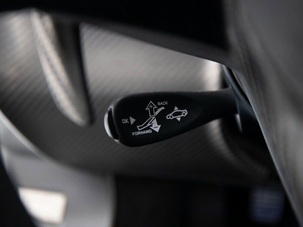 Used 2015 McLaren P1 image 37