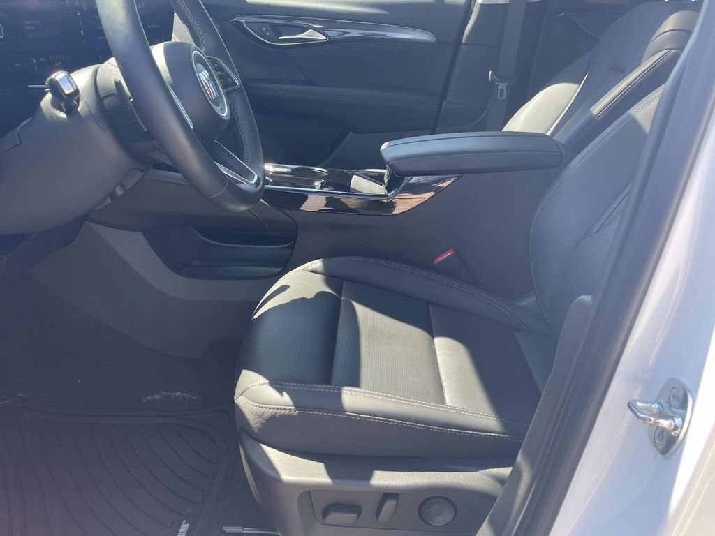 Used 2024 Buick Envision Preferred AWD/4WD image 18