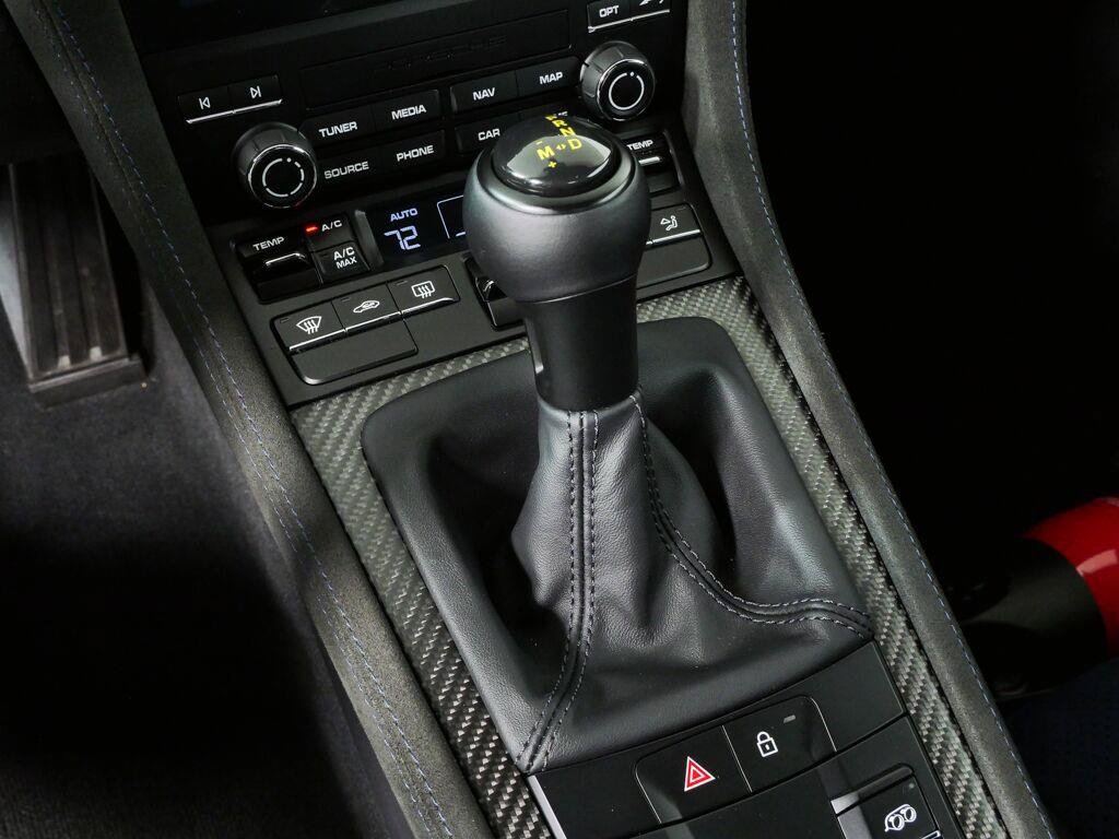 Certified 2025 Porsche 718 Cayman GT4 RS RWD image 19