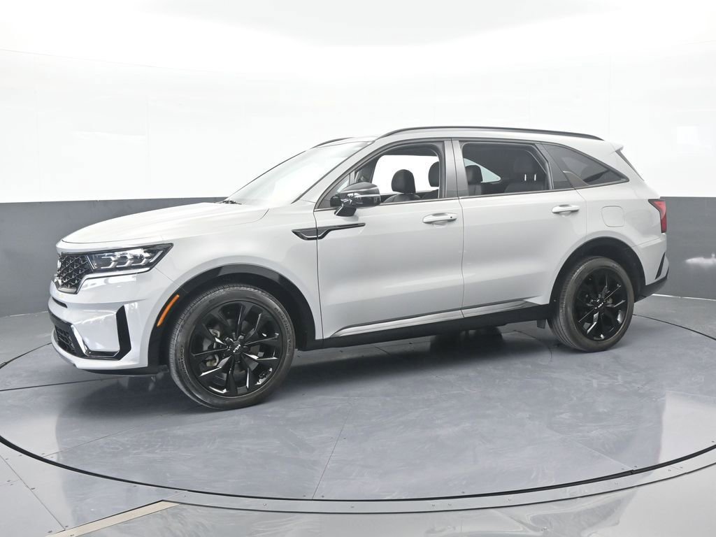 Used 2023 Kia Sorento SX image 2