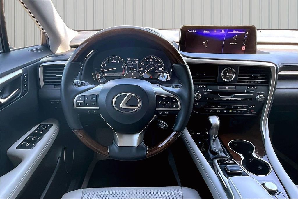 Used 2017 Lexus RX 350 FWD image 2