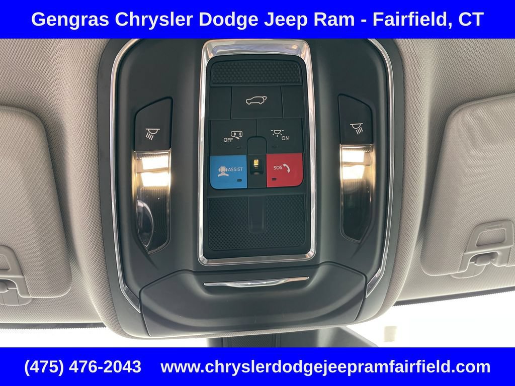Used 2023 Jeep Grand Cherokee Limited w/ Luxury Tech Group II AWD/4WD image 56