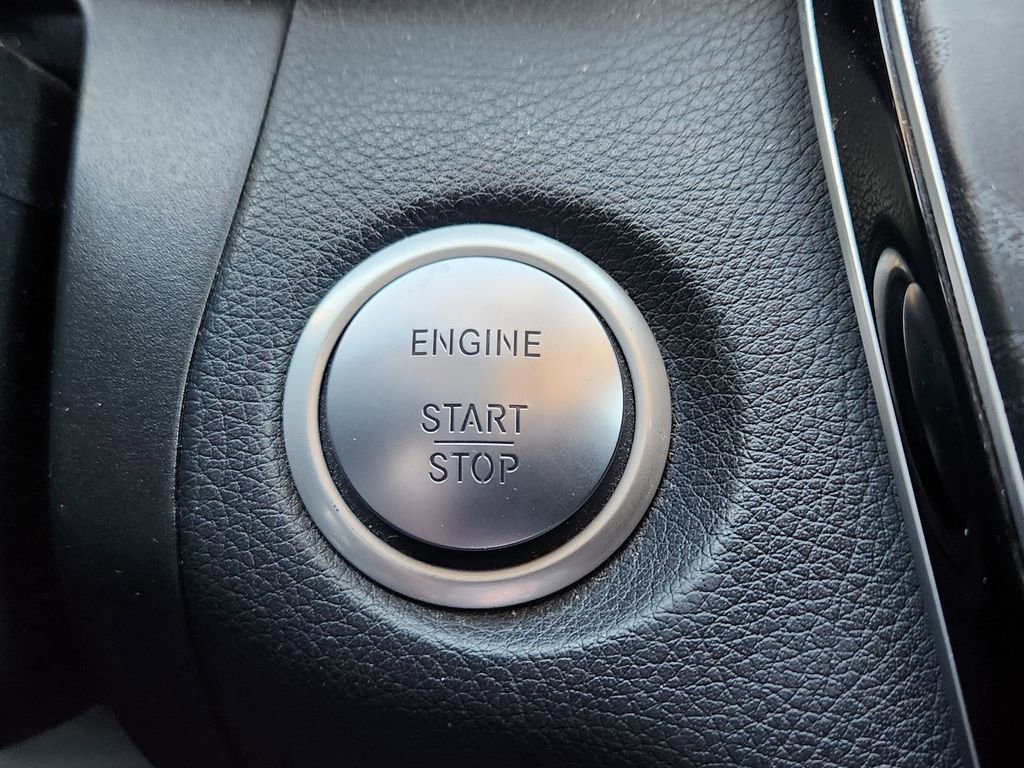 Used 2018 Mercedes-Benz GLC 300 image 15