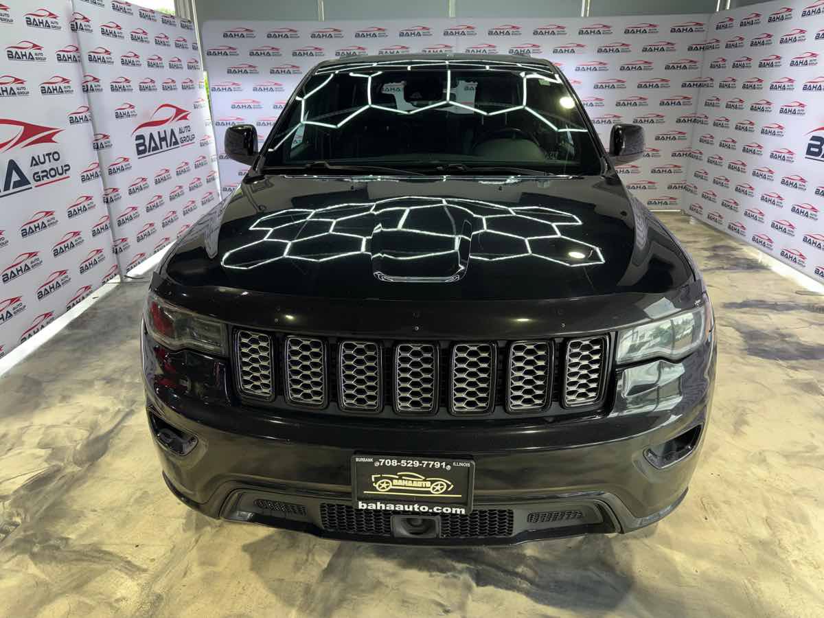 Used 2021 Jeep Grand Cherokee Laredo X AWD/4WD image 6