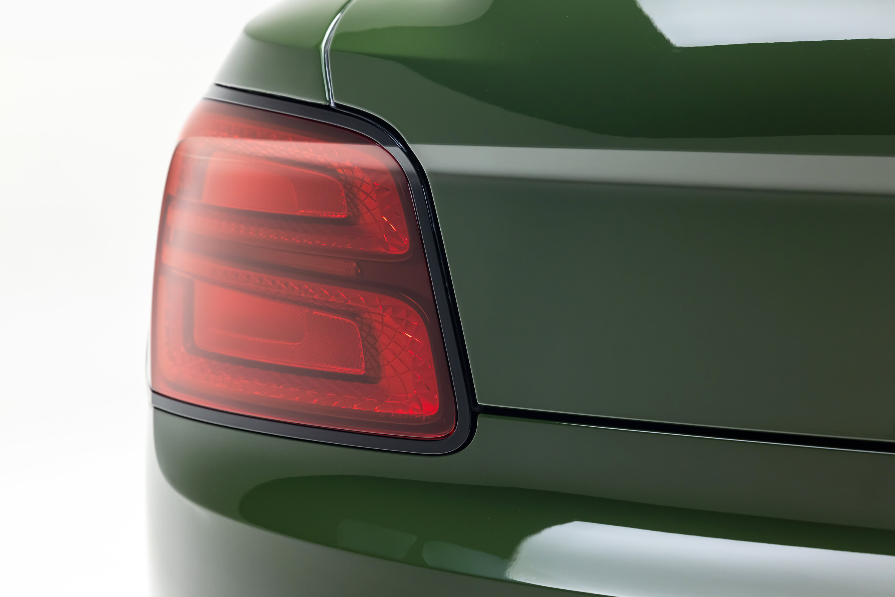 Used 2024 Bentley Flying Spur W12 AWD/4WD image 19