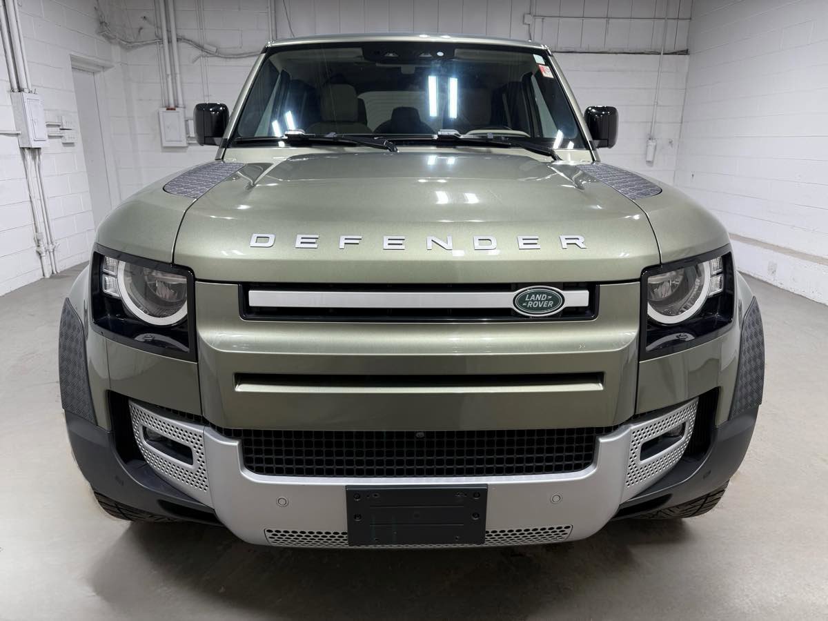 Used 2020 Land Rover Defender 110 S AWD/4WD image 2