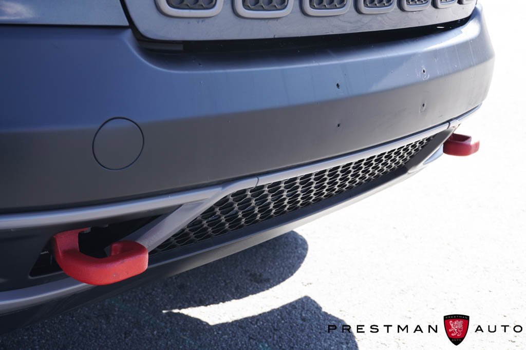 Used 2019 Jeep Cherokee Trailhawk w/ Cold Weather Group image 15