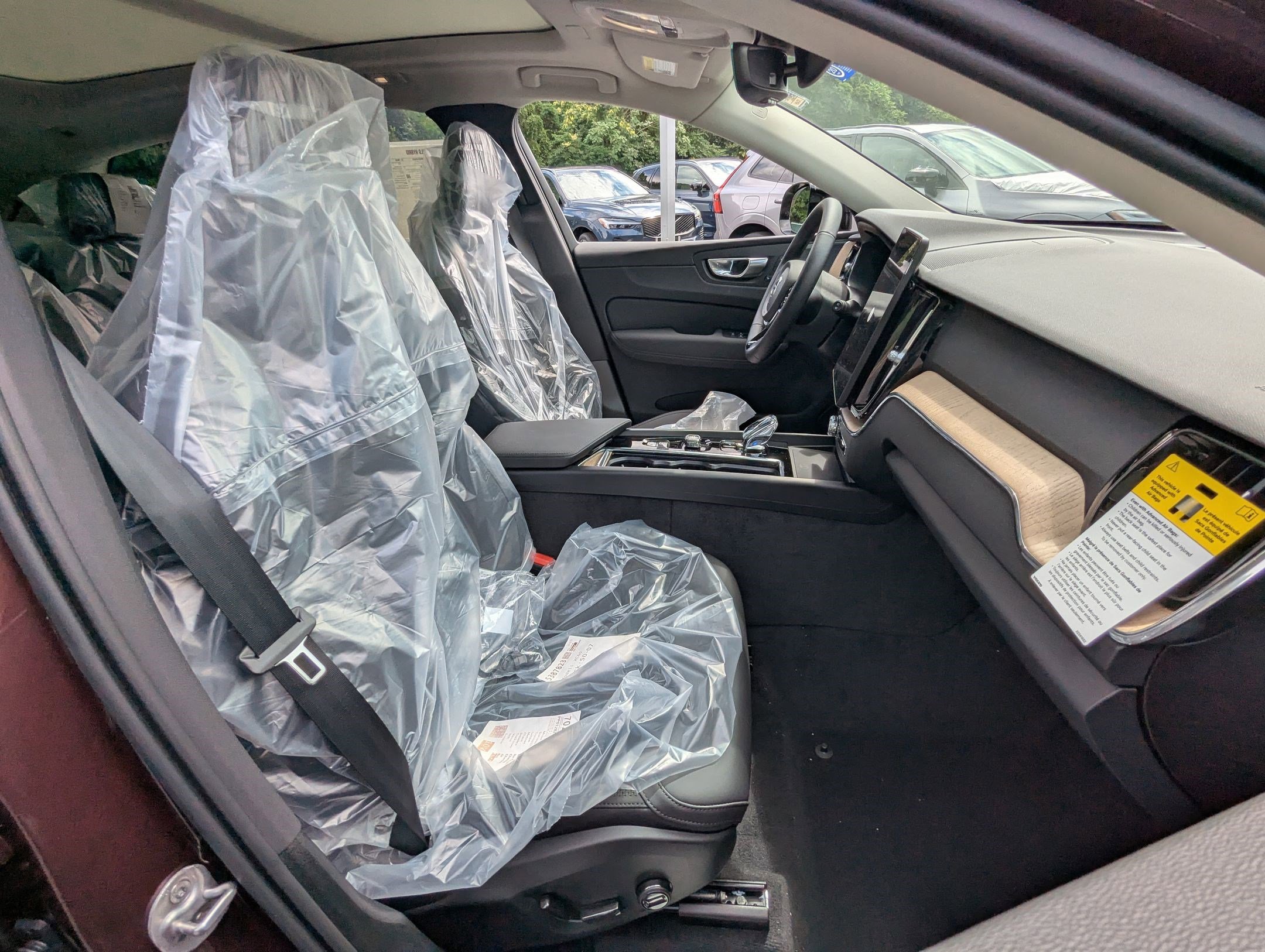 New 2026 Volvo XC60 B5 Plus w/ Protection Package Premier image 22