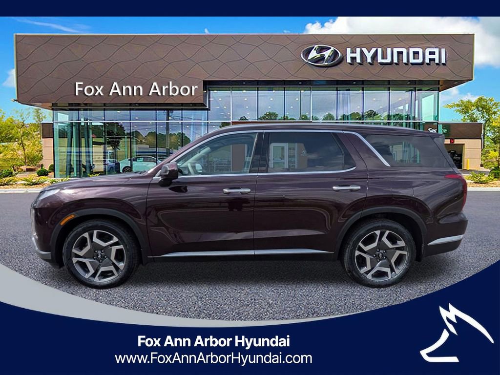 Used 2023 Hyundai Palisade Limited AWD/4WD image 2