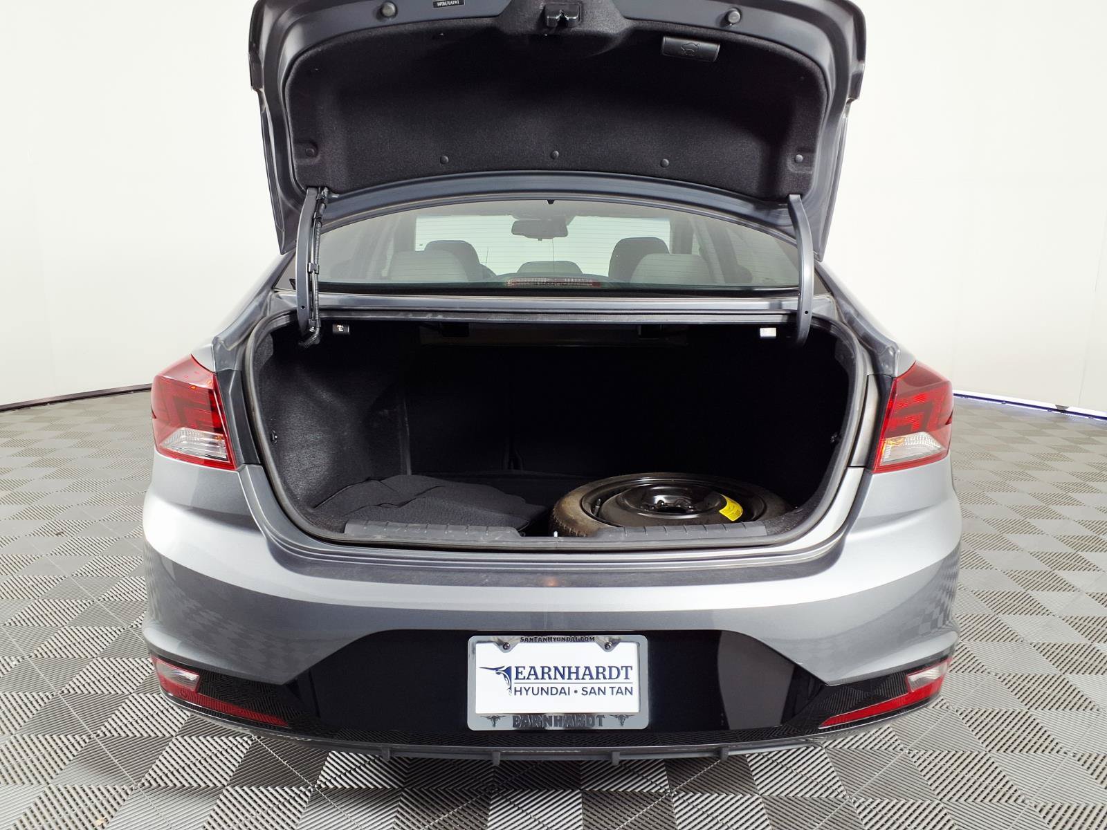 Used 2020 Hyundai Elantra Value Edition FWD image 8
