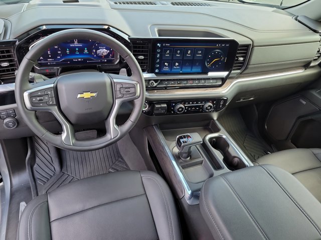 Used 2024 Chevrolet Silverado 1500 LTZ image 16