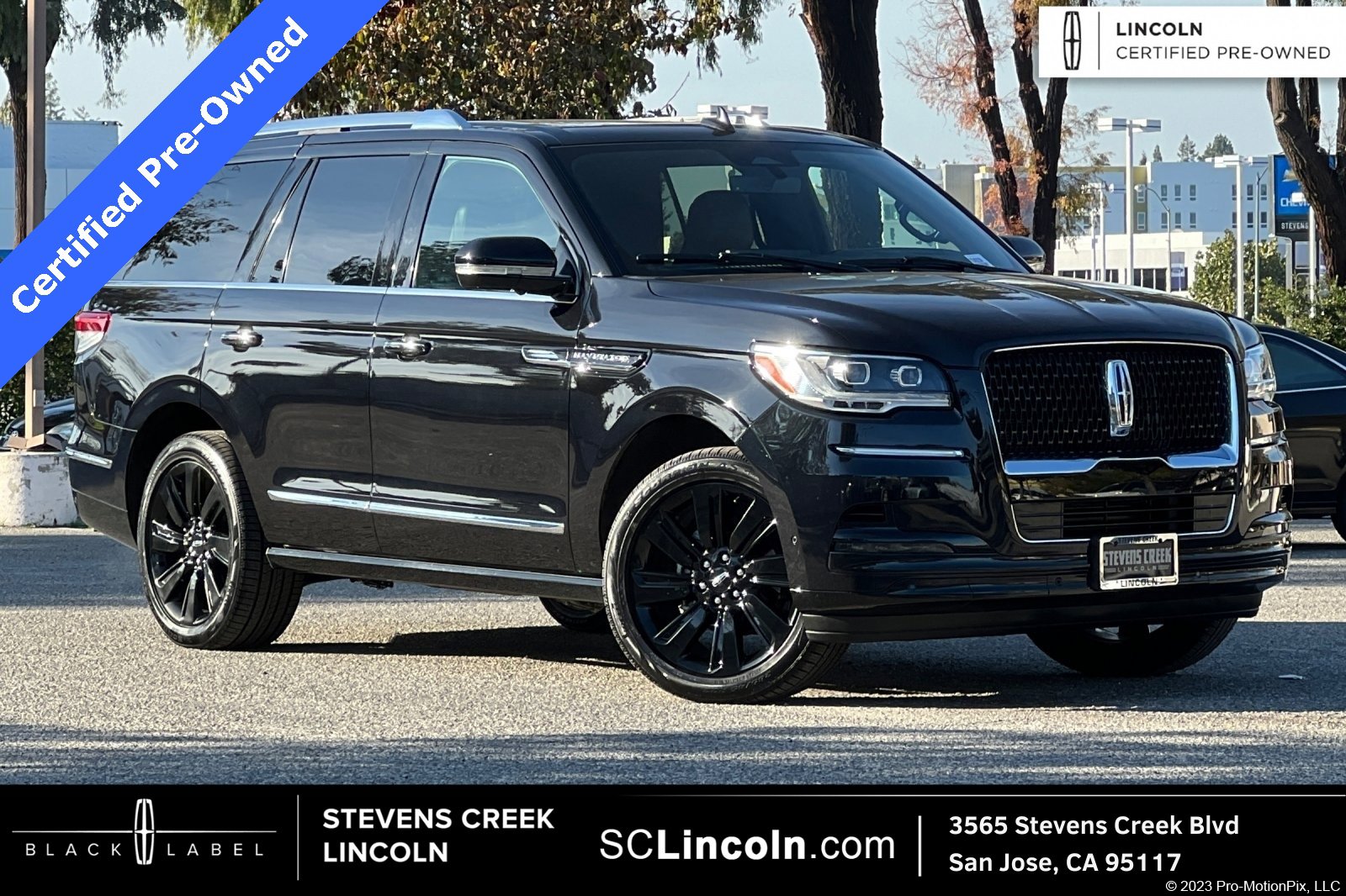 Certified 2023 Lincoln Navigator Reserve image 1