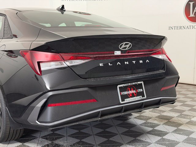 New 2026 Hyundai Elantra Sport FWD image 10