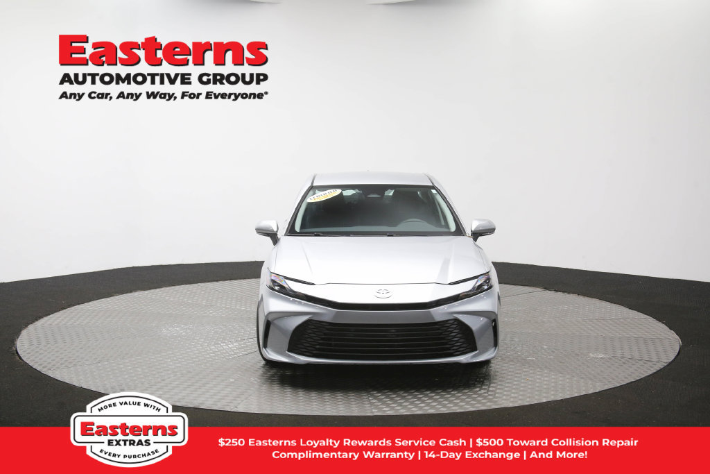 Used 2025 Toyota Camry LE FWD image 53