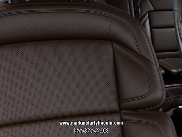 New 2027 Lincoln Navigator Reserve AWD/4WD image 16