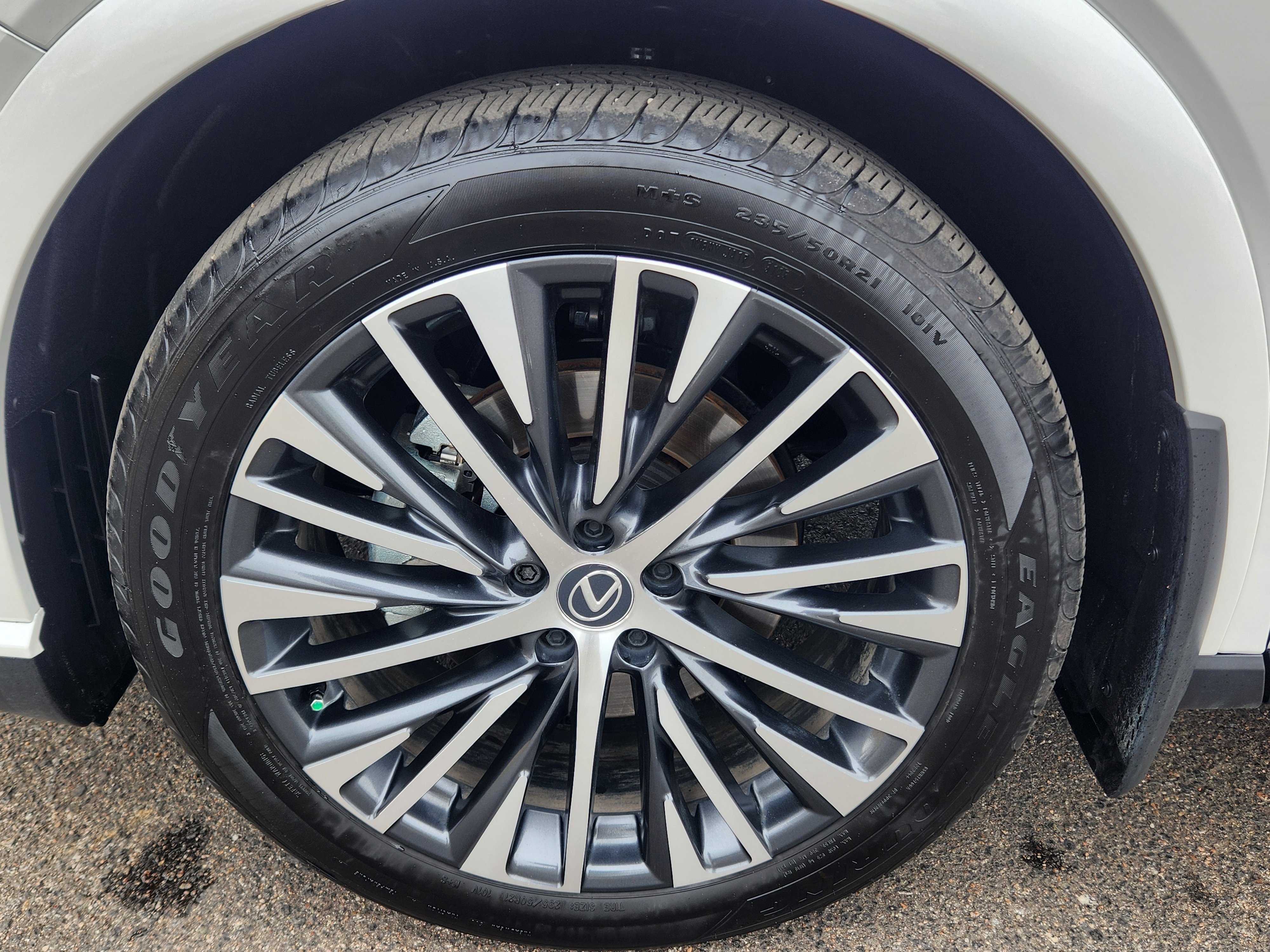Certified 2025 Lexus RX 350 w/ Convenience Package image 23