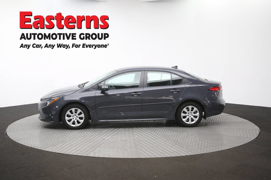 Used 2025 Toyota Corolla LE FWD image 58