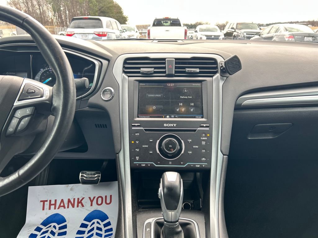 Used 2015 Ford Fusion Titanium image 20