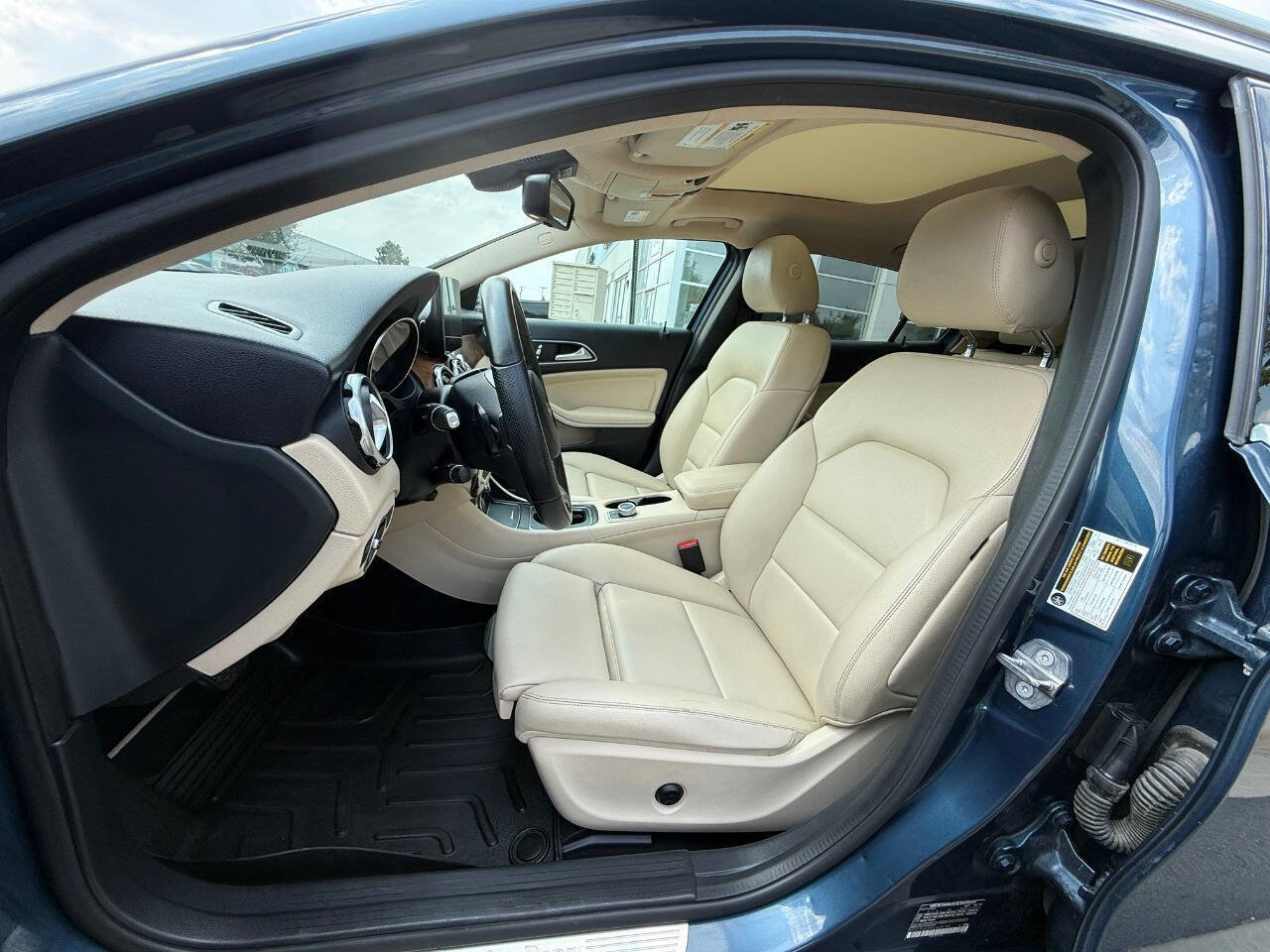 Used 2020 Mercedes-Benz GLA 250 4MATIC image 20