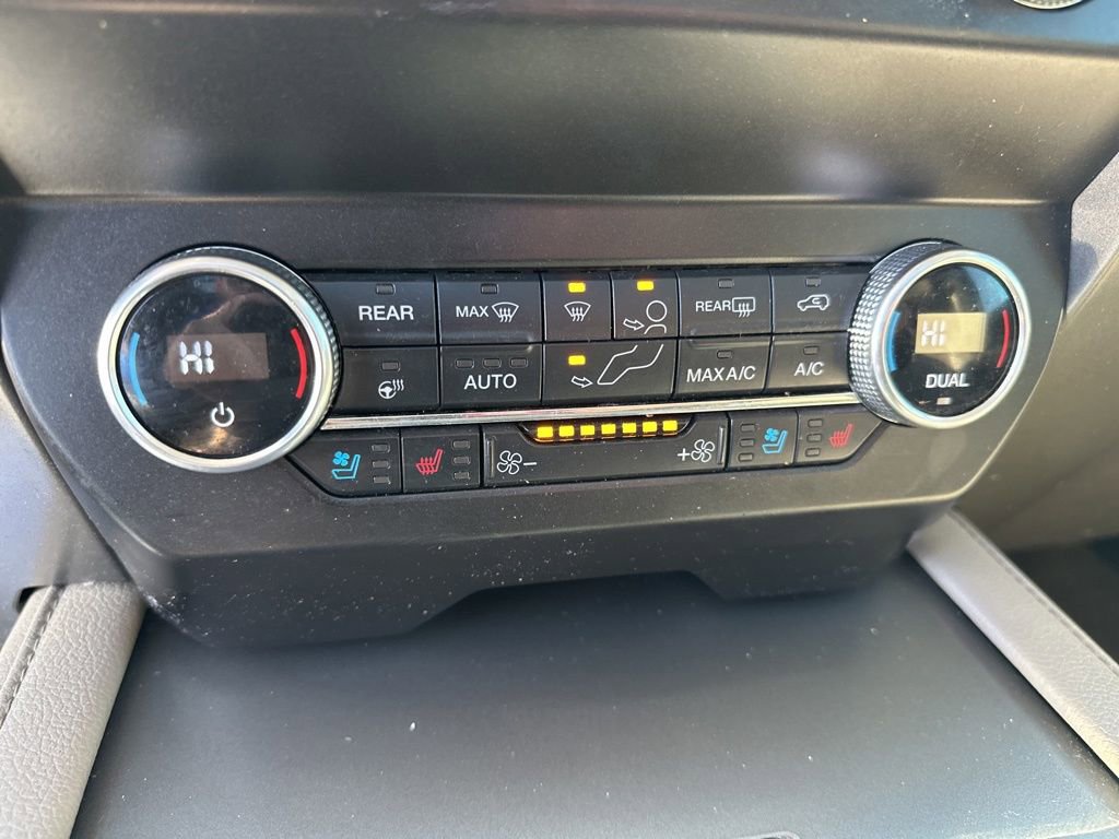 Used 2021 Ford Expedition Max XLT image 31