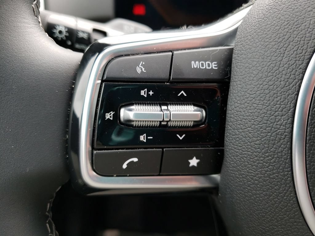 New 2025 Kia Sorento EX AWD/4WD image 14
