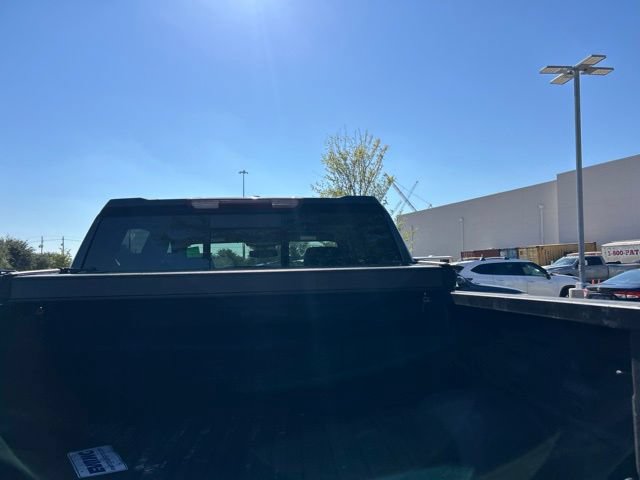 Used 2024 GMC Sierra 1500 SLT AWD/4WD image 11