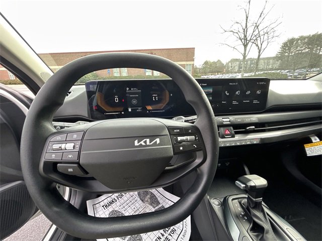 Certified 2025 Kia K4 LXS image 9