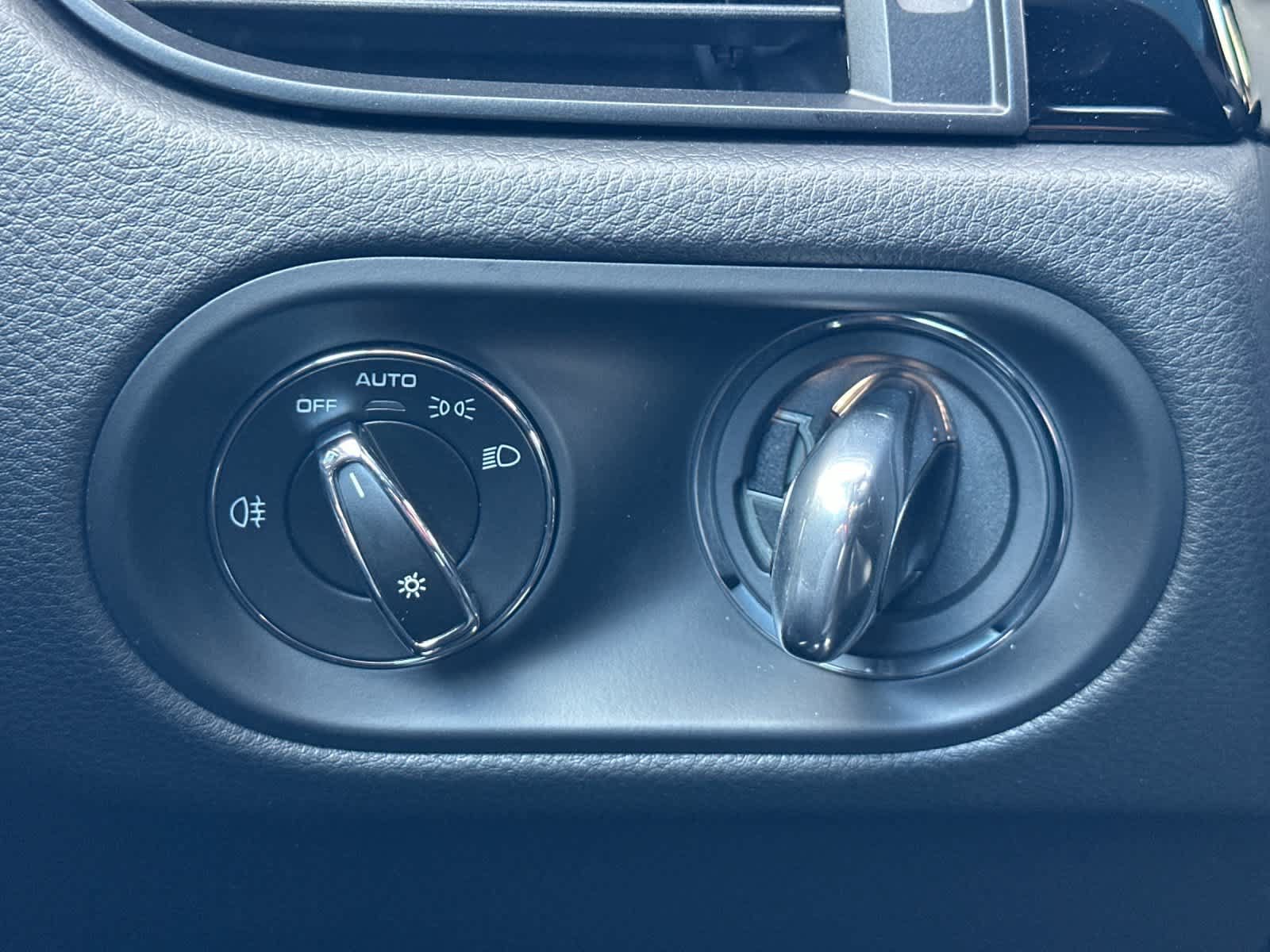 New 2026 Porsche Macan S AWD/4WD image 29
