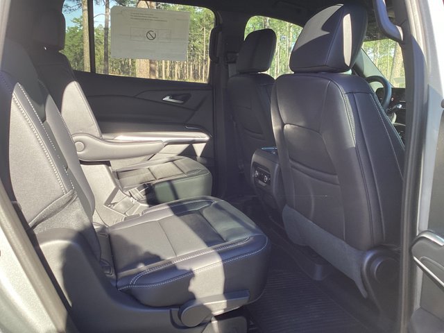 New 2026 Chevrolet Traverse LT w/ Midnight/Sport Edition image 17