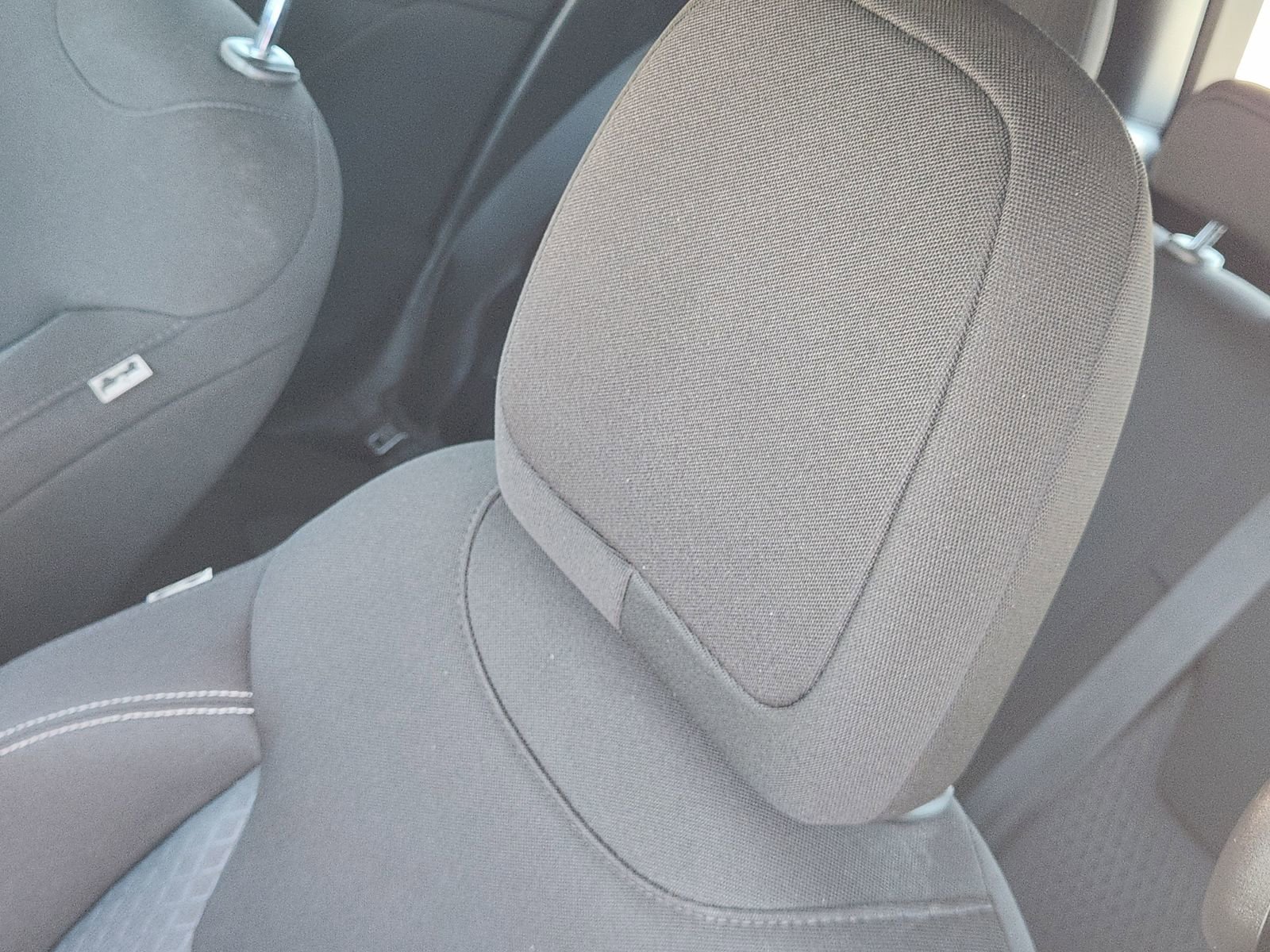 Used 2021 Jeep Renegade Latitude FWD image 15