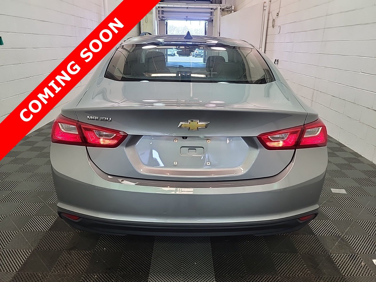 Used 2023 Chevrolet Malibu LS FWD image 4