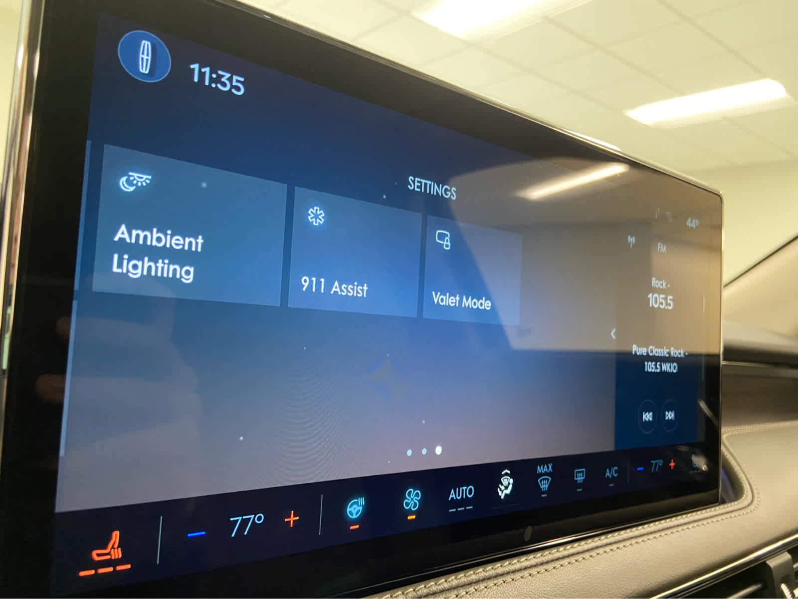 Used 2025 Lincoln Corsair Grand Touring w/ Equipment Group 301A image 33