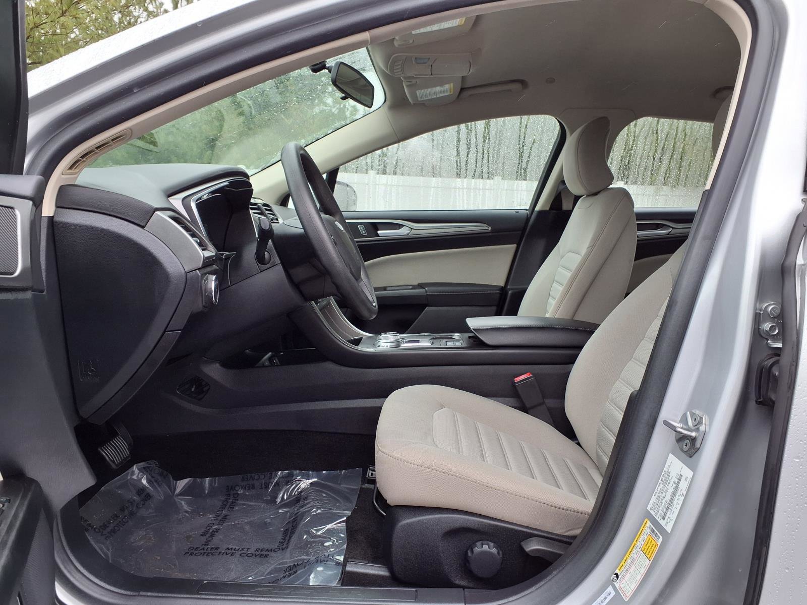 Used 2018 Ford Fusion S FWD image 19