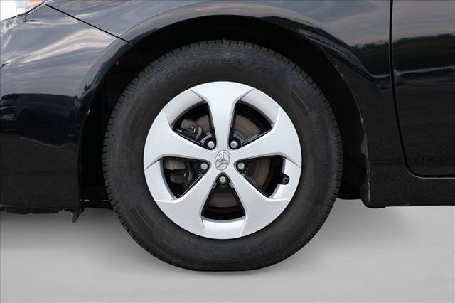 Used 2013 Toyota Prius Two FWD image 9