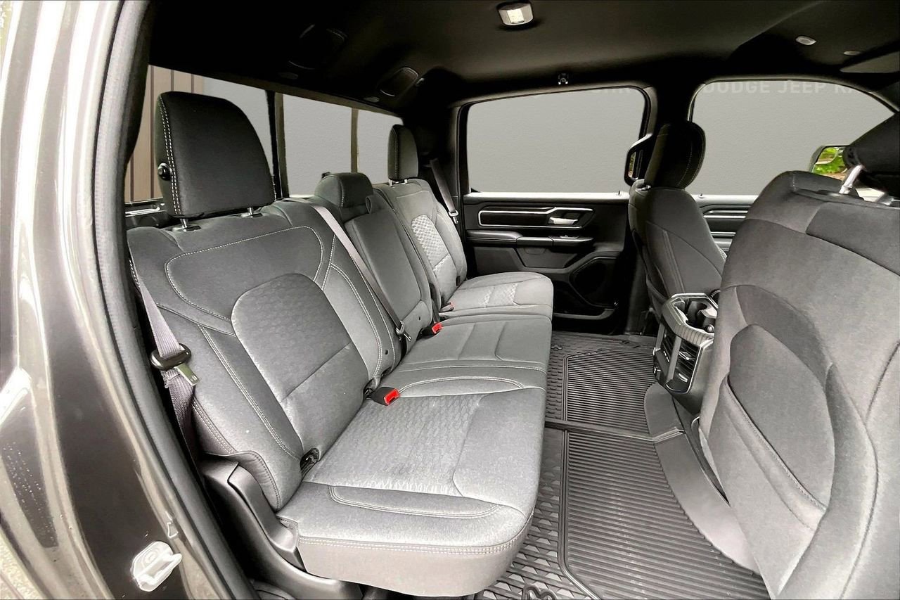 New 2026 RAM 1500 4x4 Crew Cab image 21