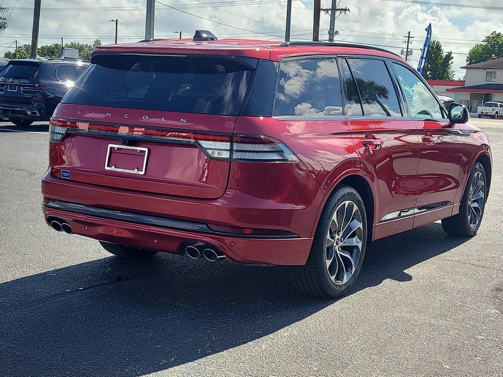 Certified 2025 Lincoln Aviator 2WD w/ Jet Appearance Package image 4