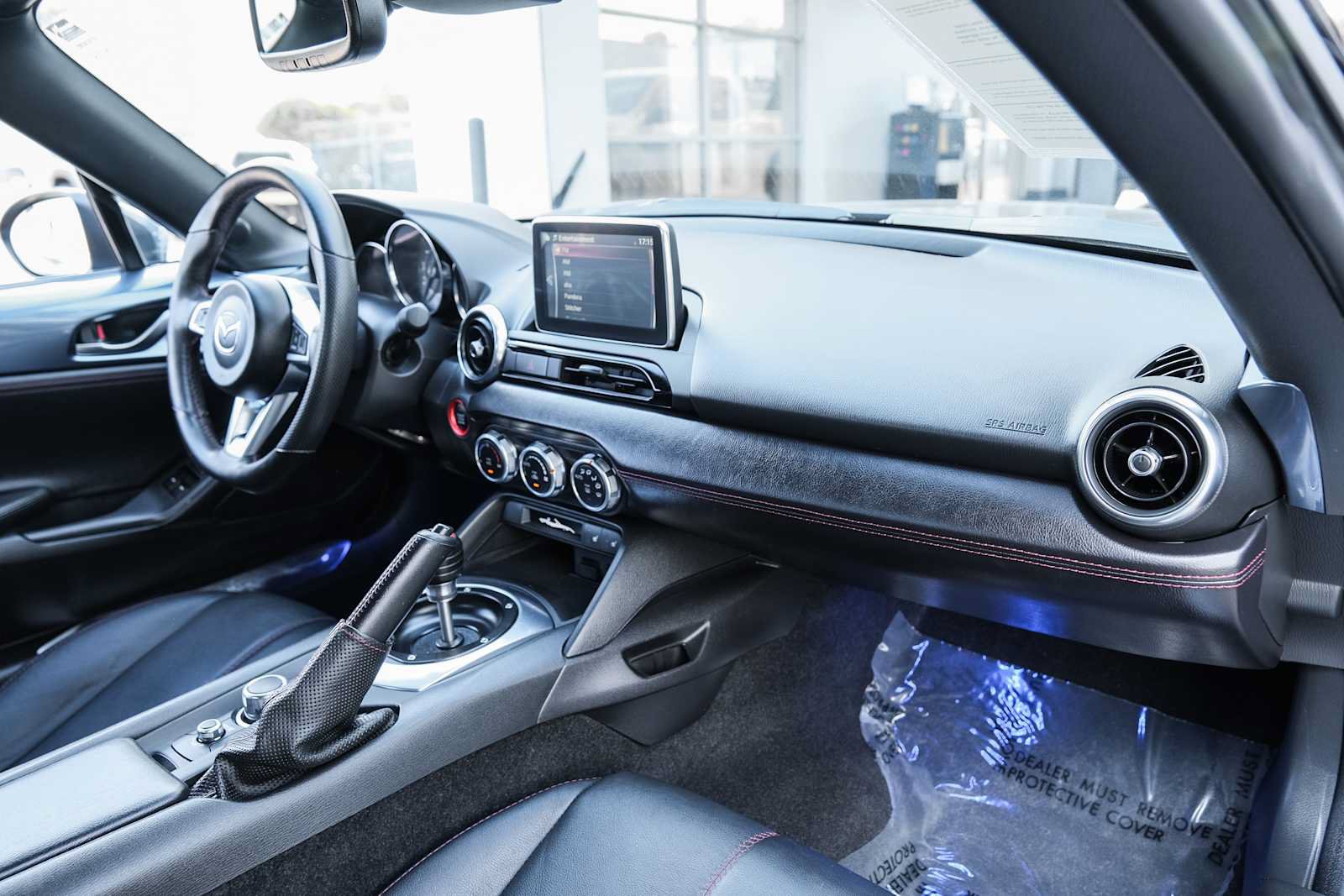 Used 2016 MAZDA MX-5 Miata Grand Touring RWD image 25