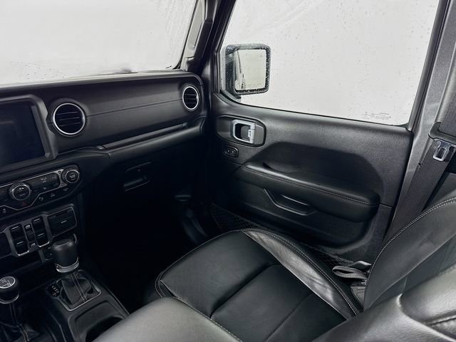 Used 2020 Jeep Gladiator Overland image 23