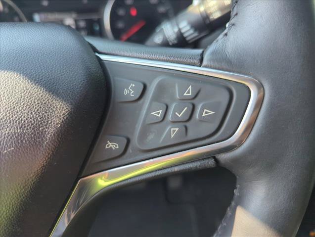 Used 2018 Chevrolet Equinox Premier FWD image 15