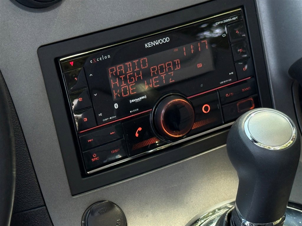 Used 2007 Pontiac Solstice Convertible w/ Premium Package image 40