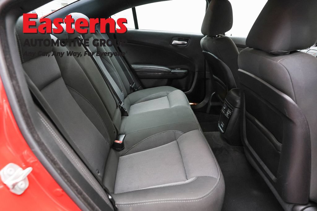Used 2018 Dodge Charger SXT w/ Blacktop Package RWD image 22