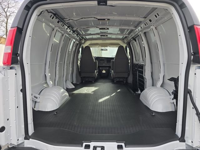 New 2026 Chevrolet Express 2500 w/ Driver Convenience Package RWD image 11