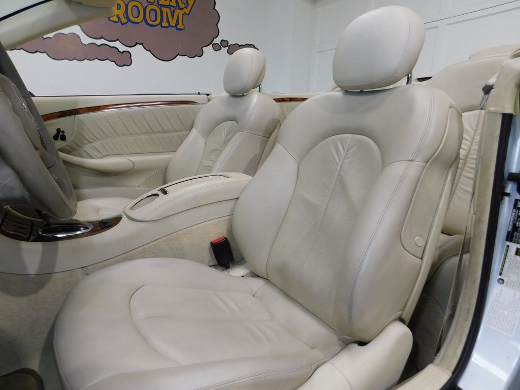 Used 2007 Mercedes-Benz CLK 350 Cabriolet image 42