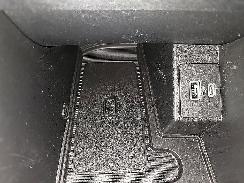 Used 2022 Ford Edge SEL w/ Convenience Package image 23