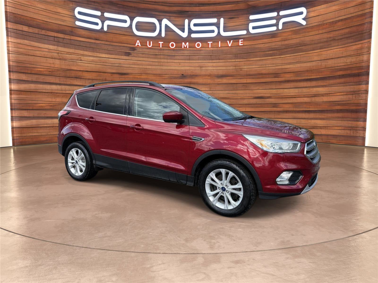 Used 2017 Ford Escape SE w/ Equipment Group 201A AWD/4WD image 9