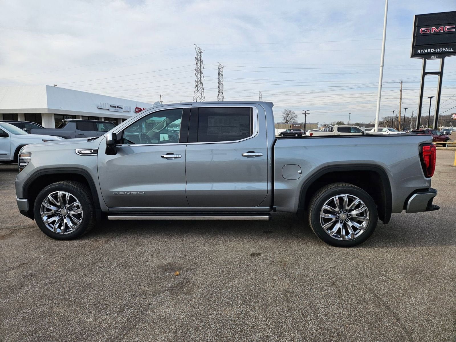 New 2026 GMC Sierra 1500 Denali AWD/4WD image 2