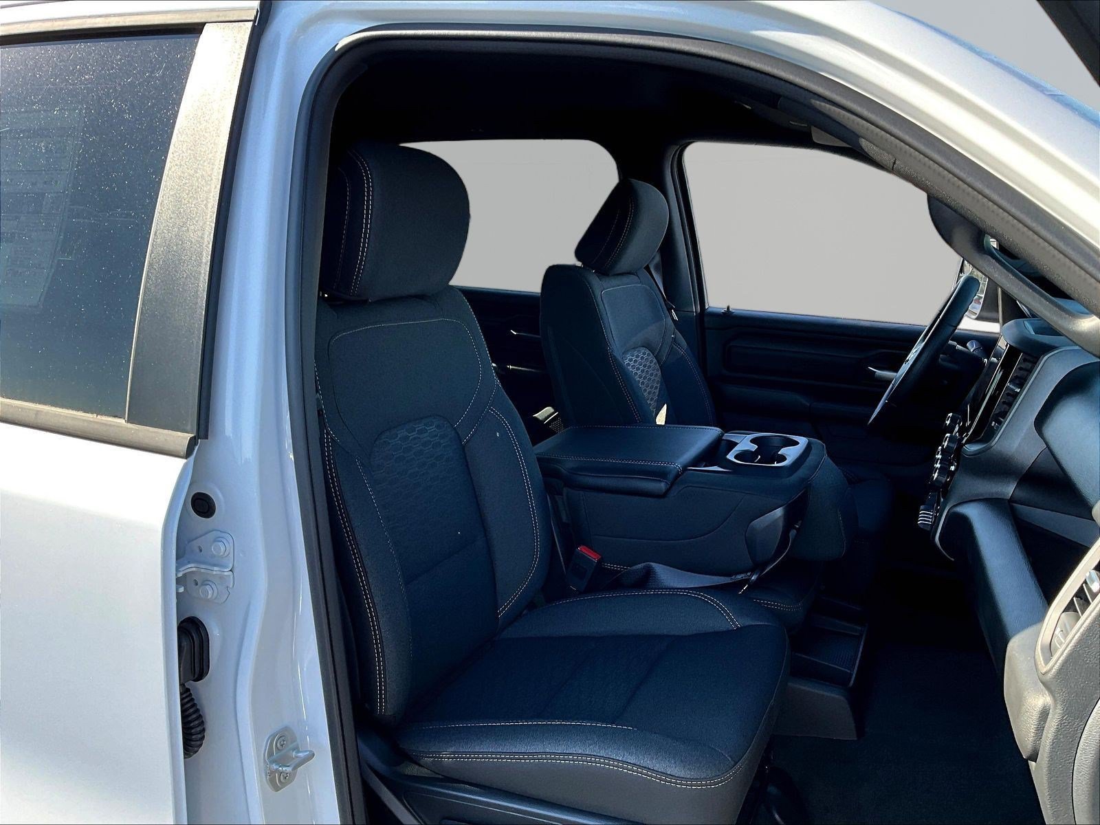 New 2027 RAM 1500 Express AWD/4WD image 19