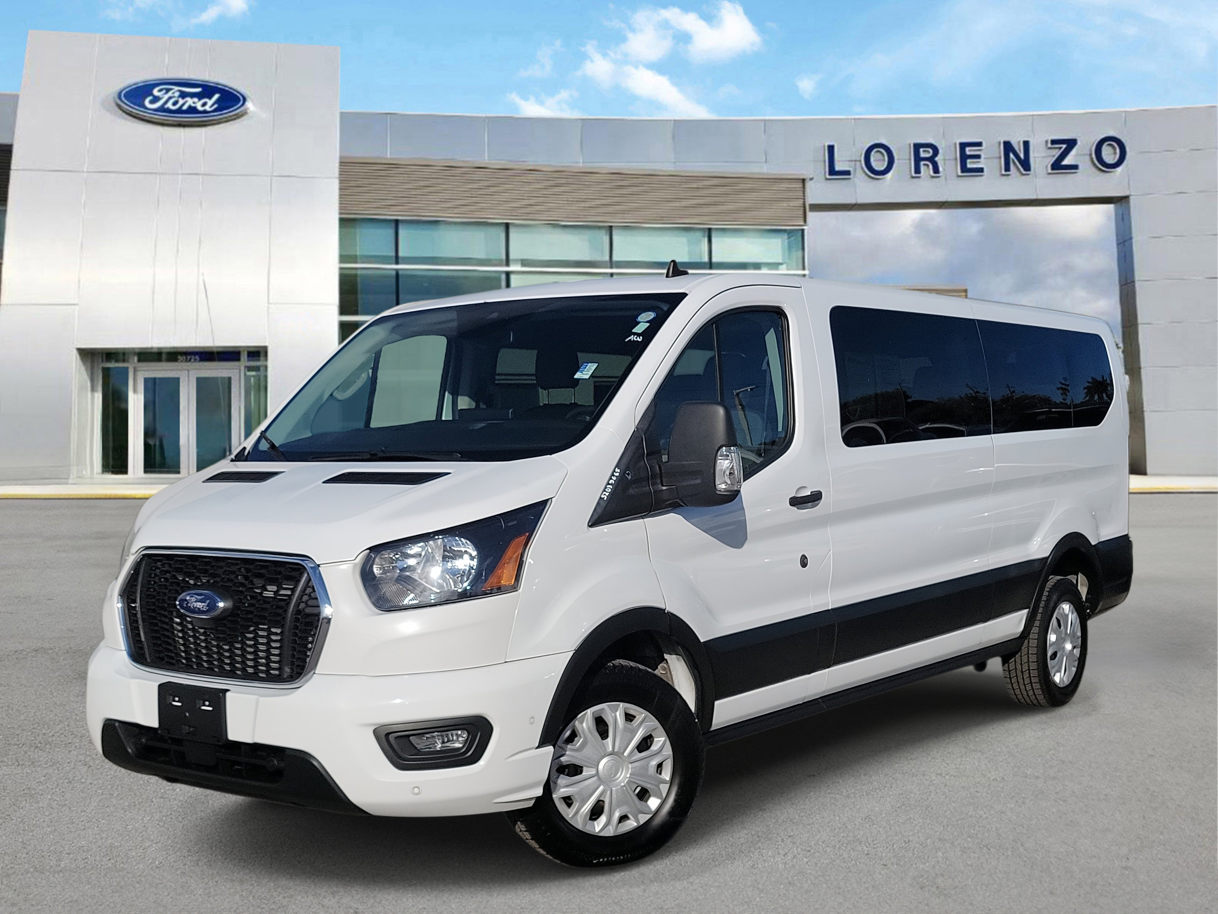 Used 2023 Ford Transit 350 XLT image 1