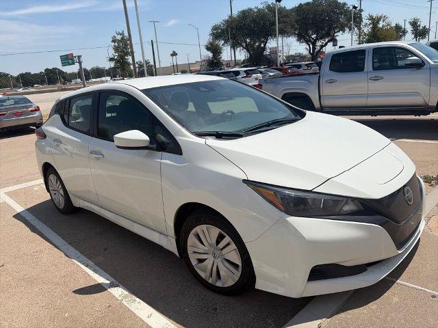 Certified 2025 Nissan Leaf S FWD image 3